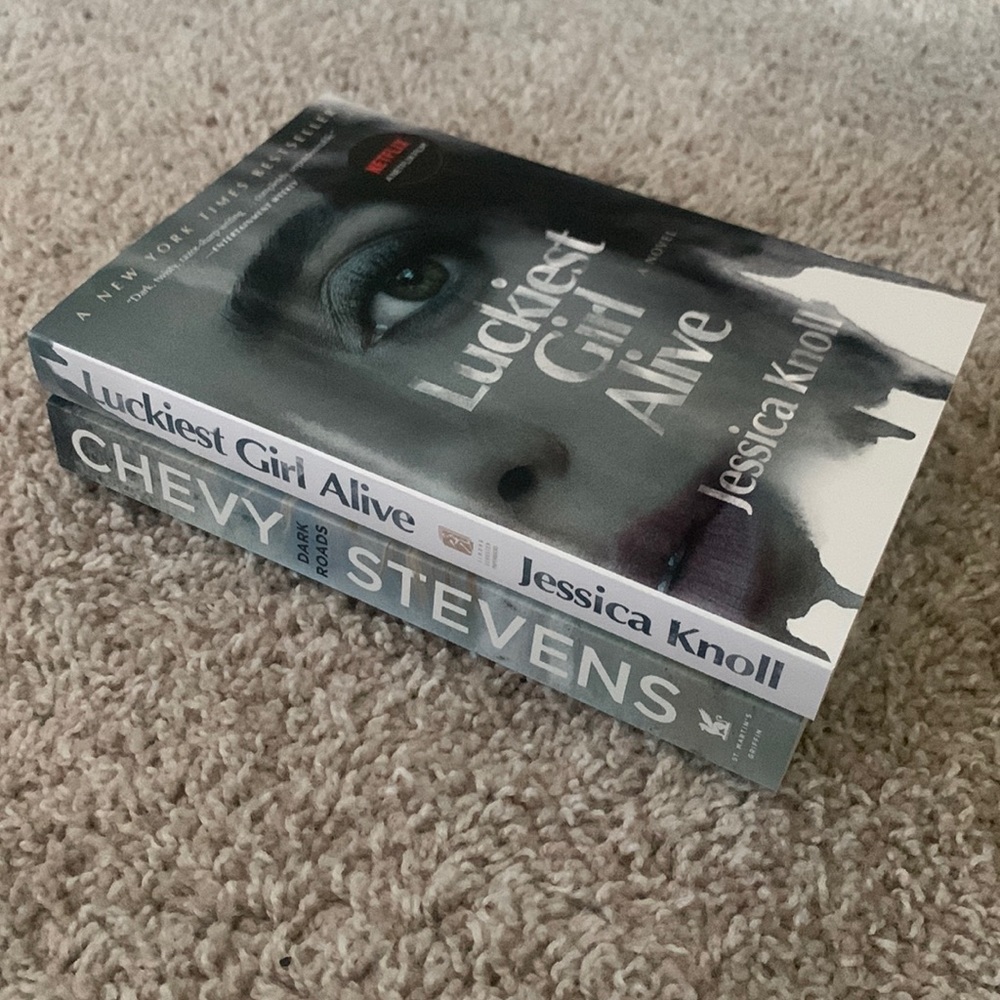 Thriller/Mystery Book Bundle + Bonus Free Book